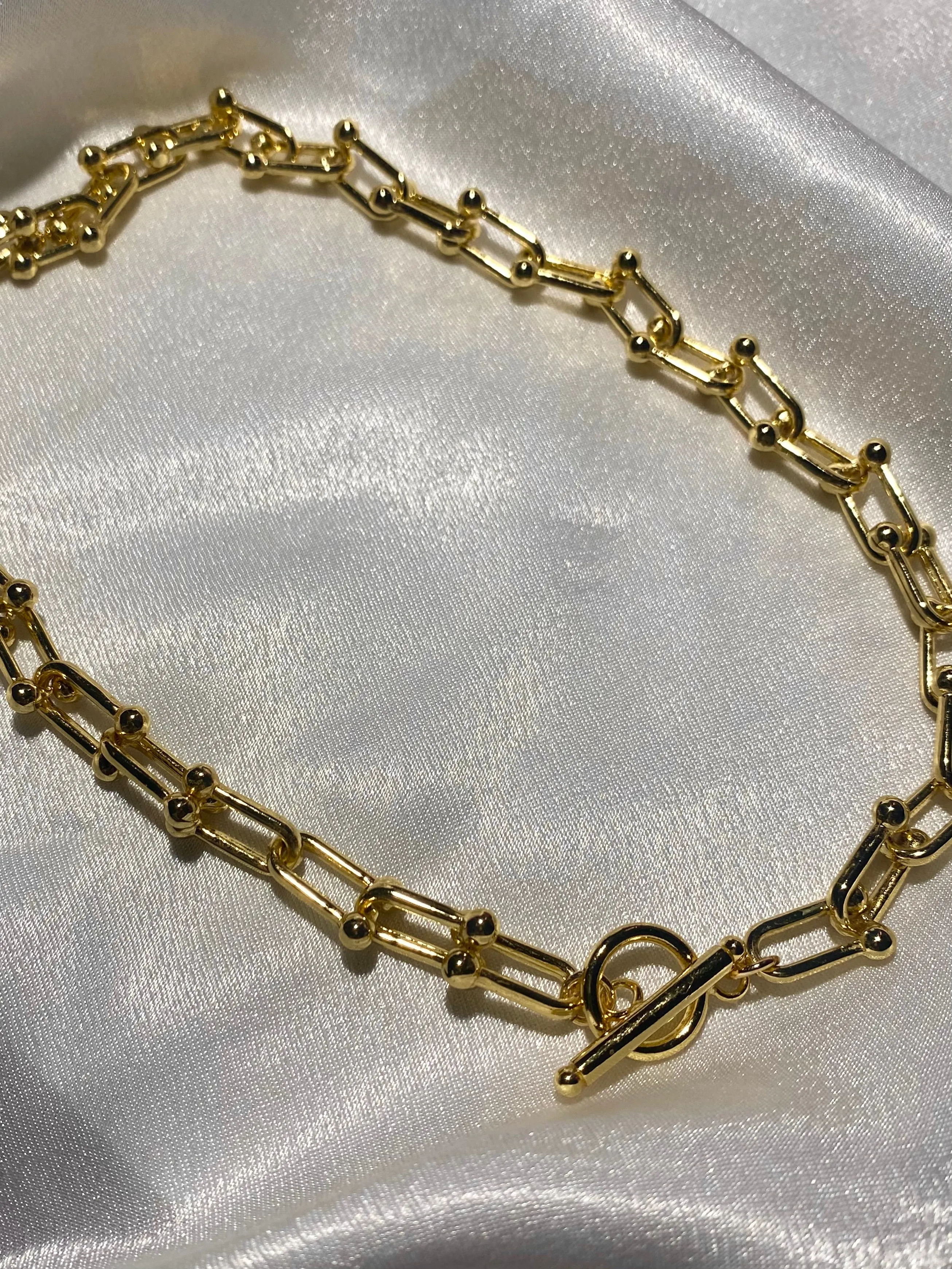 Linked Chunky Choker