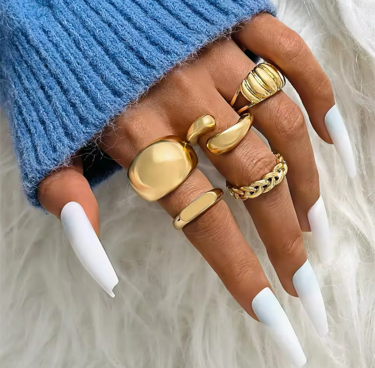 Linked Ring | Sets