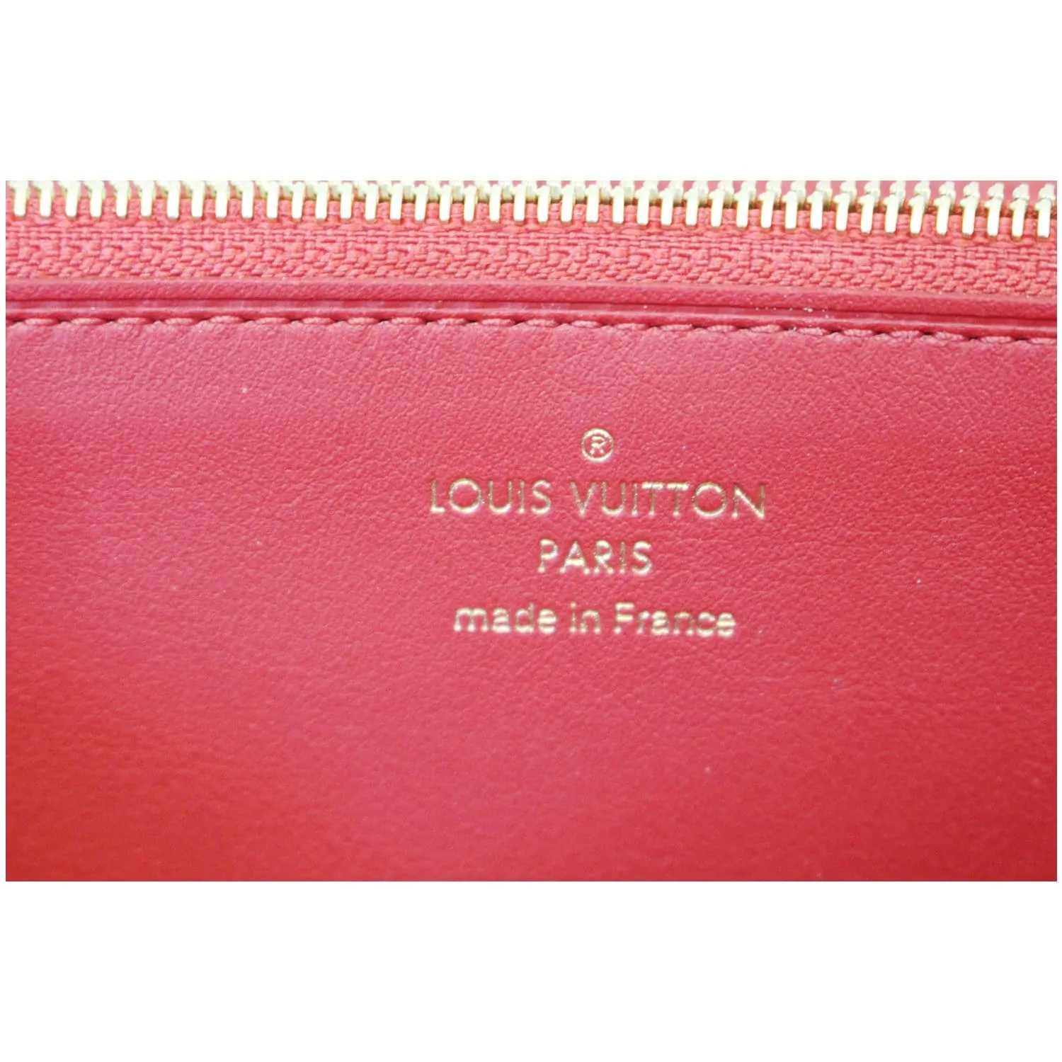 Louis Vuitton Capucines Taurillon Leather Wallet Scarlet - 25% OFF