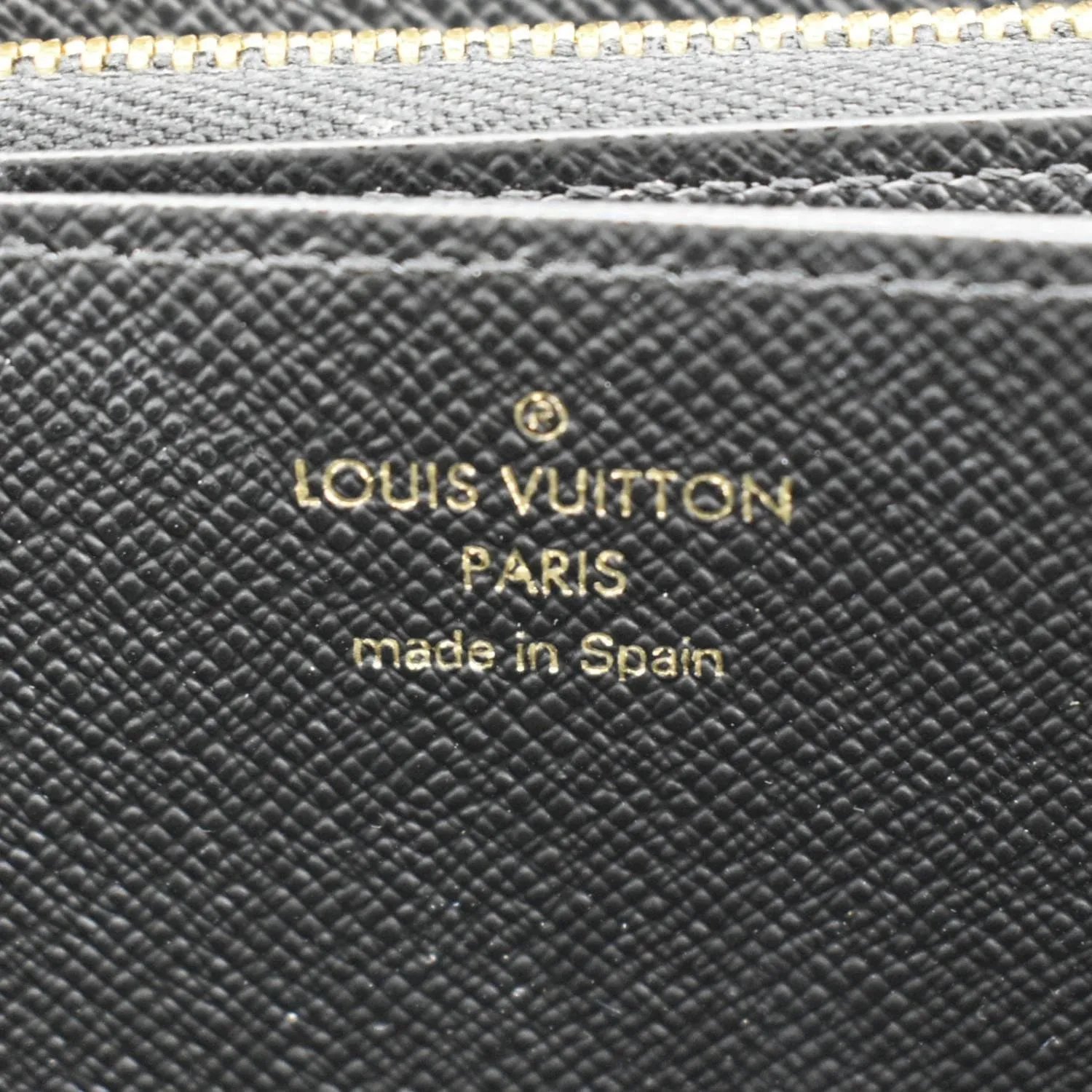 LOUIS VUITTON Game On Multicolor Monogram Canvas Zippy Wallet Black