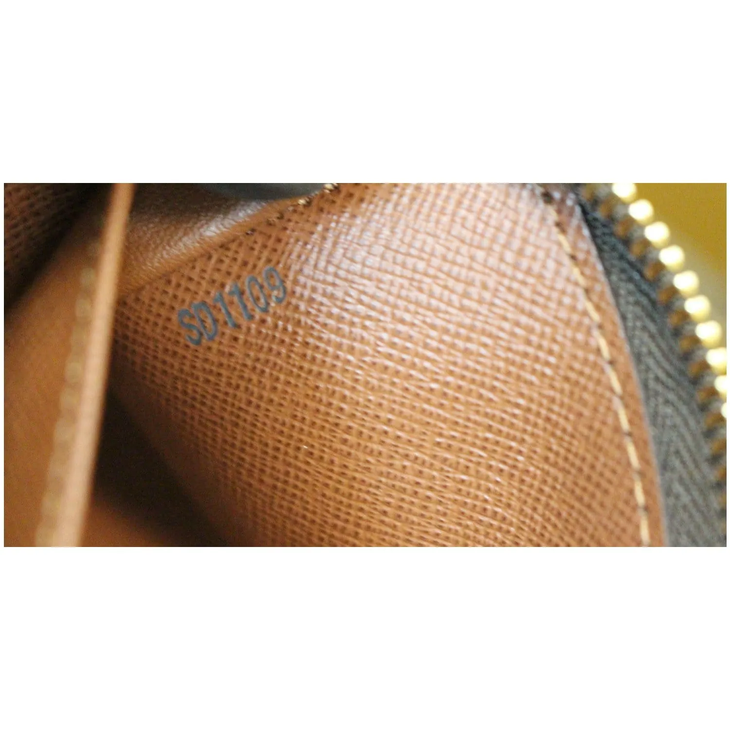 LOUIS VUITTON Monogram Canvas Zippy Long Wallet Brown
