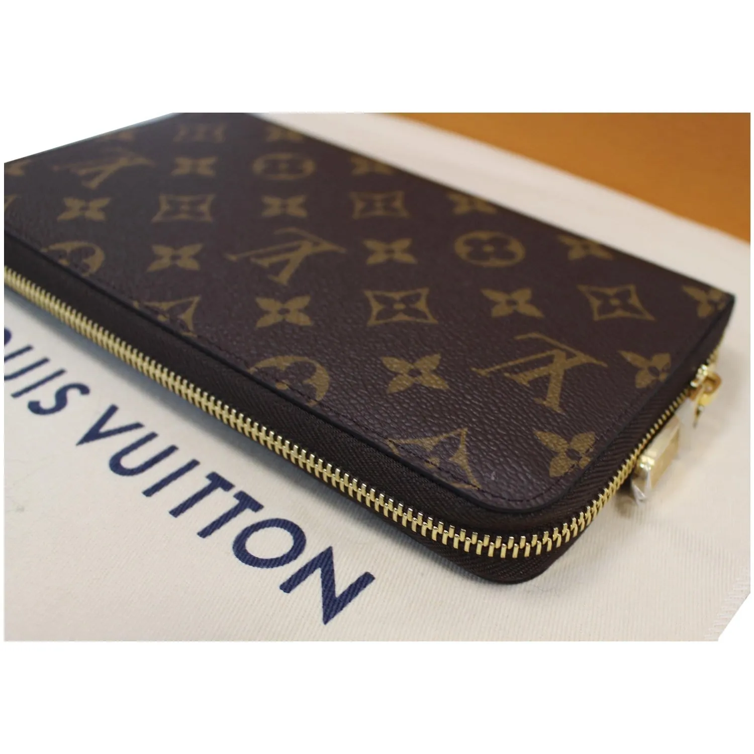 LOUIS VUITTON Monogram Canvas Zippy Long Wallet Brown