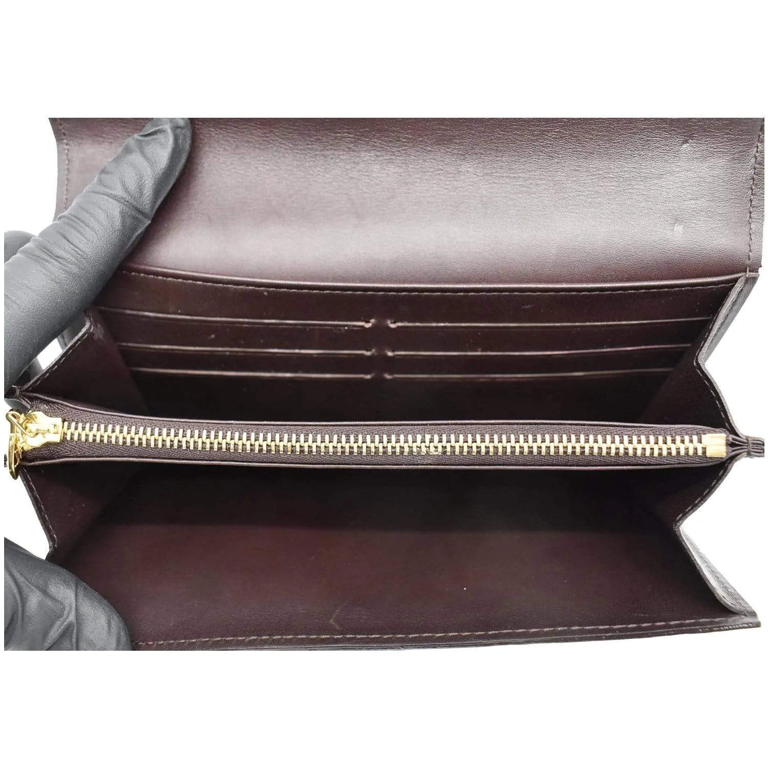 LOUIS VUITTON Sarah Monogram Vernis Leather Wallet Amarante Red