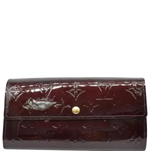 LOUIS VUITTON Sarah Monogram Vernis Leather Wallet Amarante Red