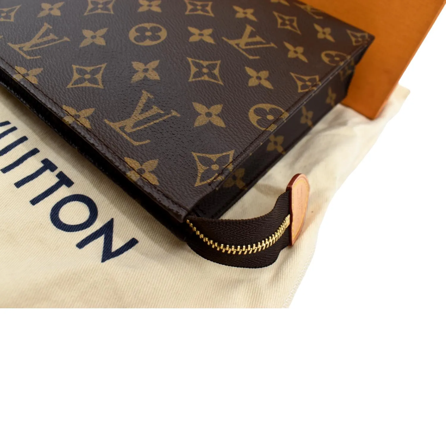 LOUIS VUITTON Toiletry 26 Monogram Canvas Cosmetic Pouch Brown