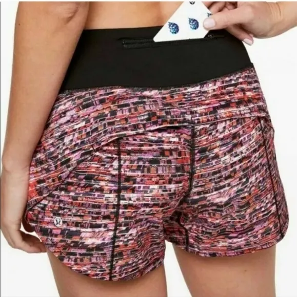 Lululemon Speed Up Short 2.5” Flash Pleat Orange Multi/Black Size 2 Tall