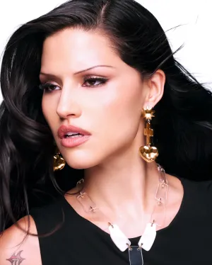MONTEGUE EARRING
