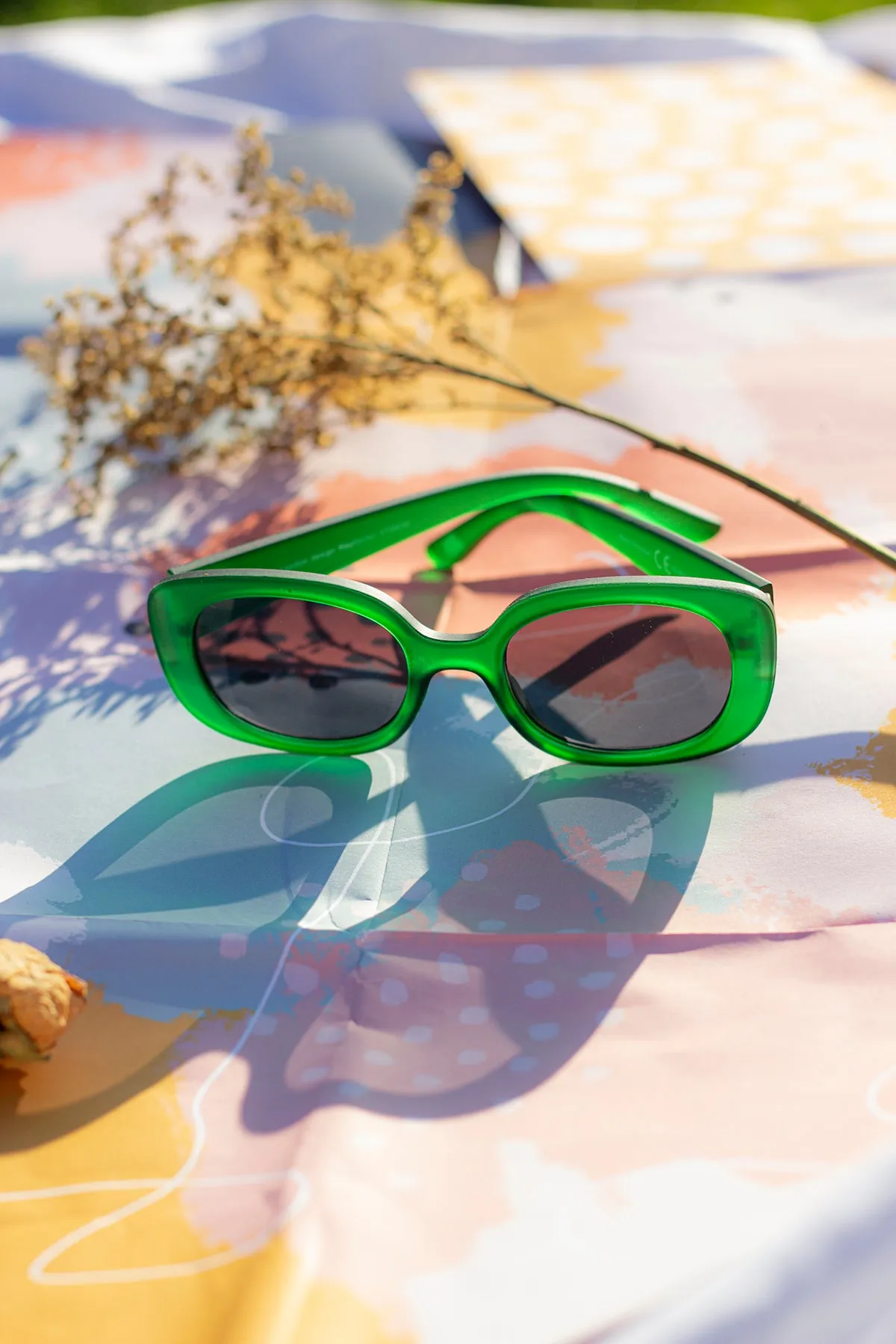 Narrow Oval Chunky Sunglasses