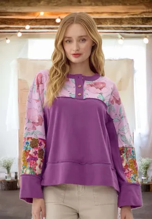 Nothing Compares Mixed Floral Print Top in Purple