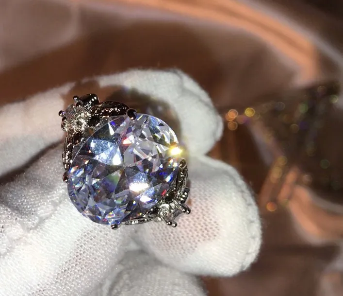 Oval Diamond Ring | Butterfly Ring | Round Diamond Ring | Womens Round Ring | Oval Ring | Oval Engagement Ring | Diamond Butterfly Ring