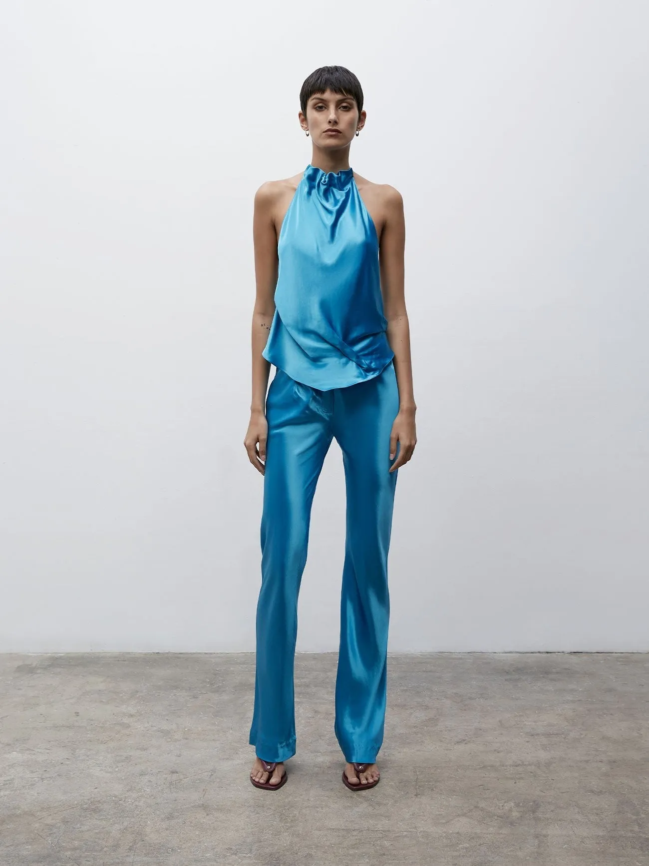 Paris Georgia Sleek Belted Pant in bold Blue