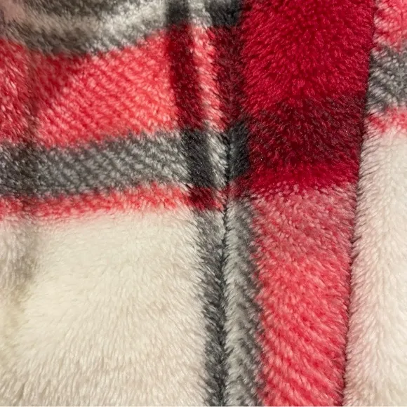 Pottery Barn Winslow Plush Plaid Robe White Red Size Medium