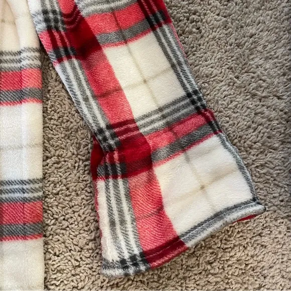 Pottery Barn Winslow Plush Plaid Robe White Red Size Medium