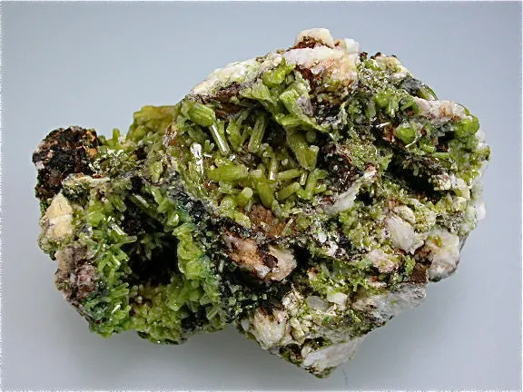 Pyromorphite on Barite, Heilge Dreifaltigkeit Mine, Saxony, Germany Small cabinet 6 x 6 x 9 cm $850. Online 1/9. SOLD.
