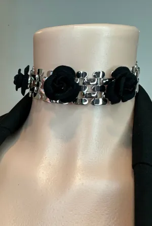ROSES ARE BLACK