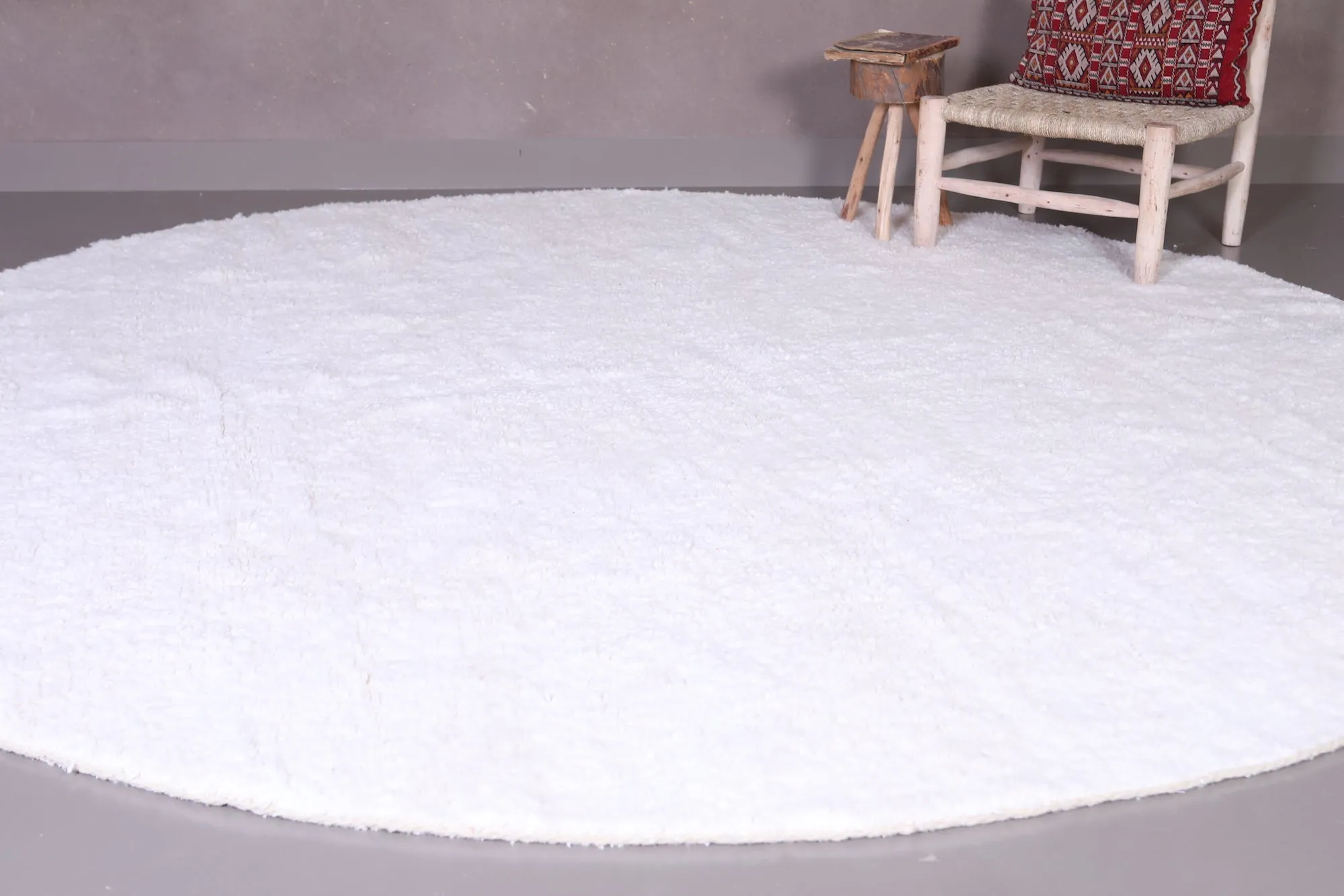 Round Moroccan wool - custom rounded rug