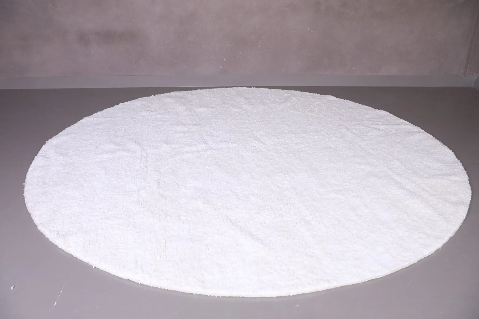 Round Moroccan wool - custom rounded rug
