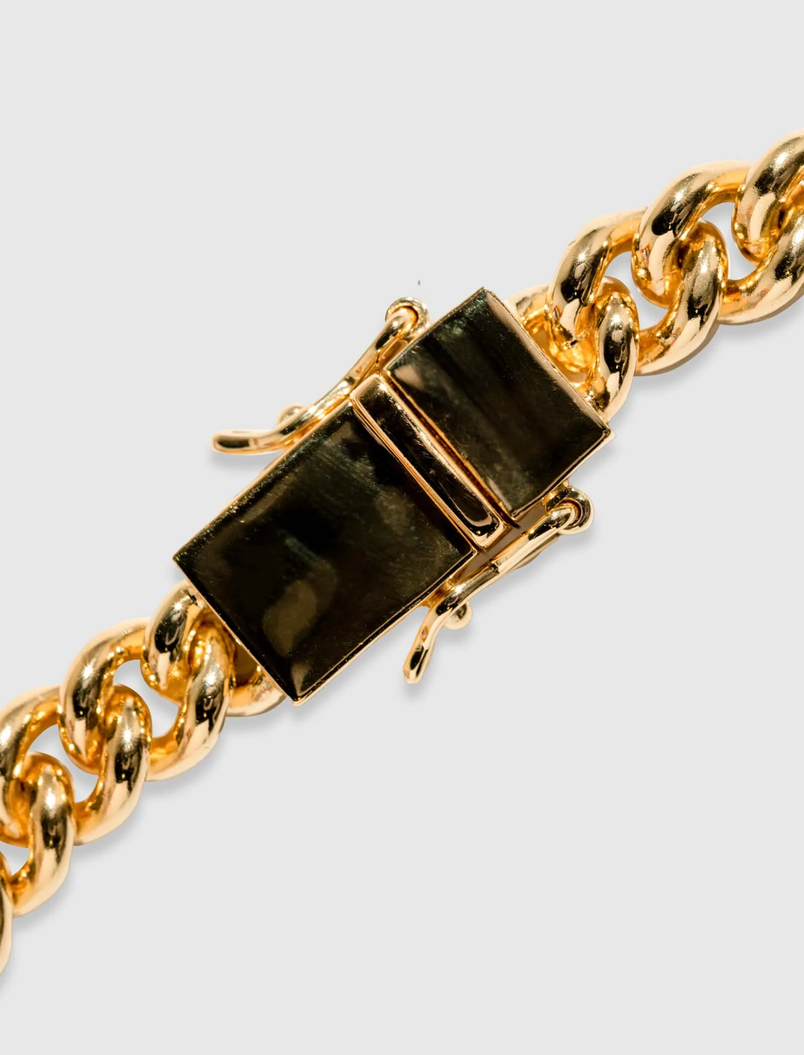 ROUNDED 20.5 INCH CURB CHAIN