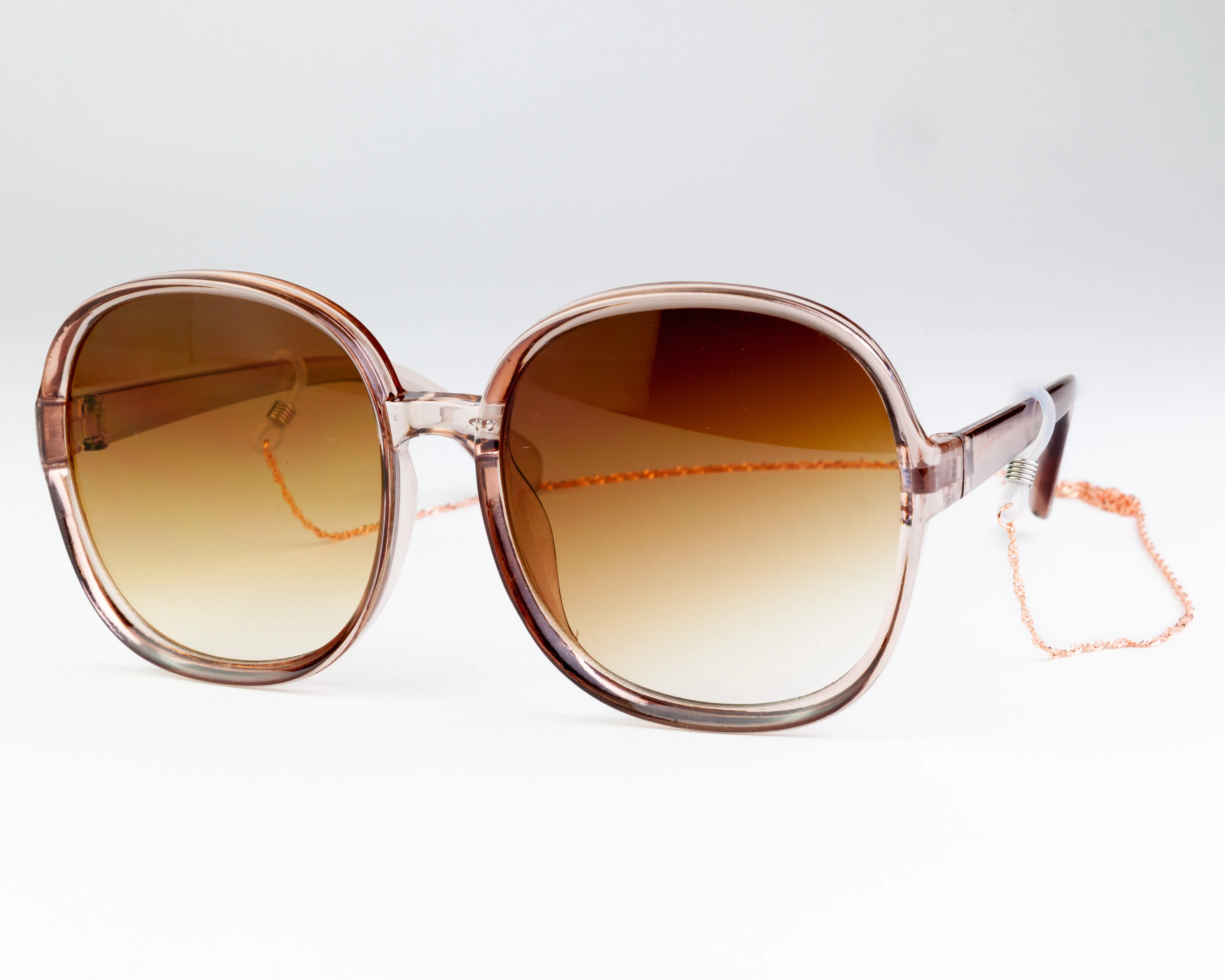 ROUNDED BLACK SUNGLASSES