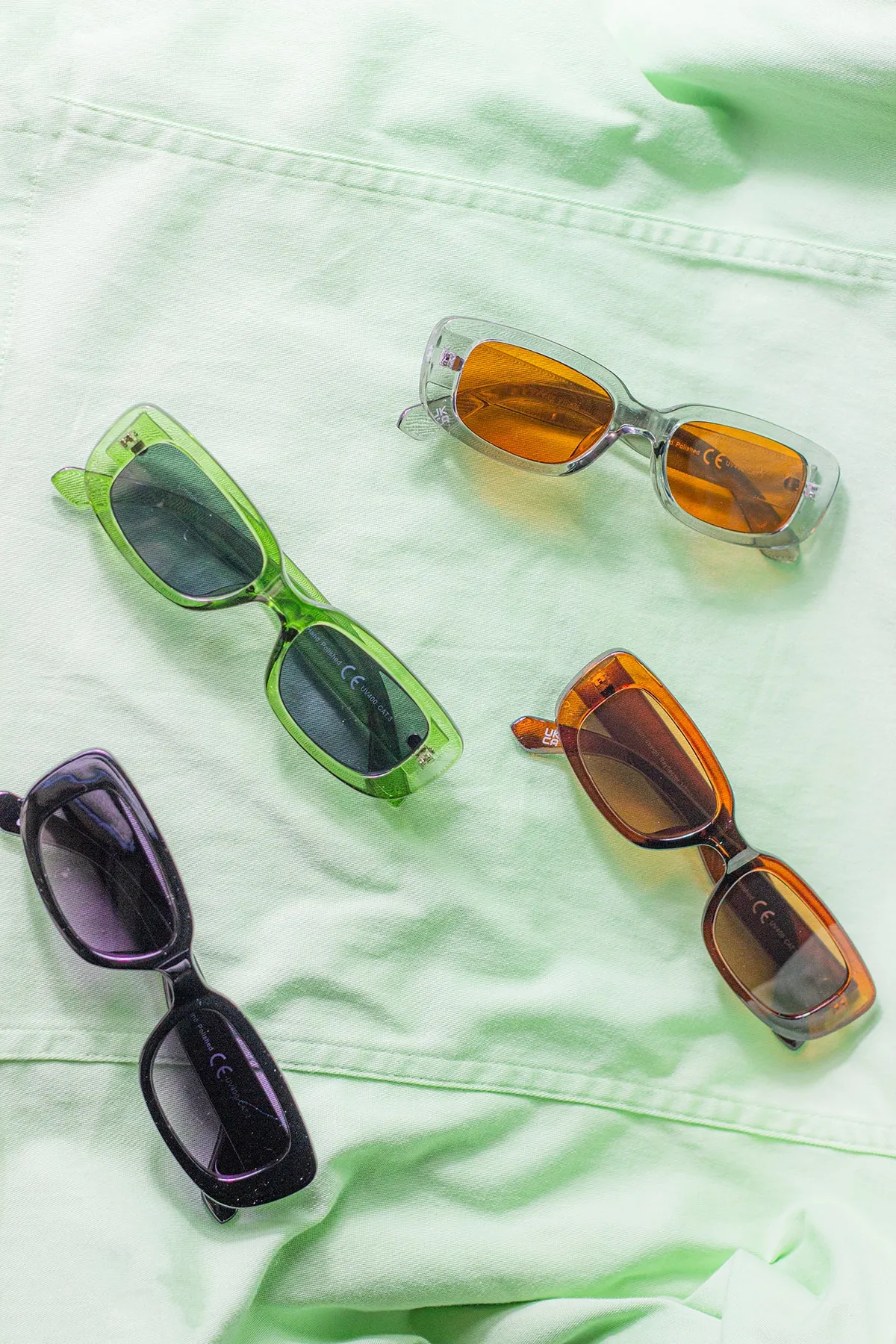Rounded Rectangle 90s Look Sunglasses