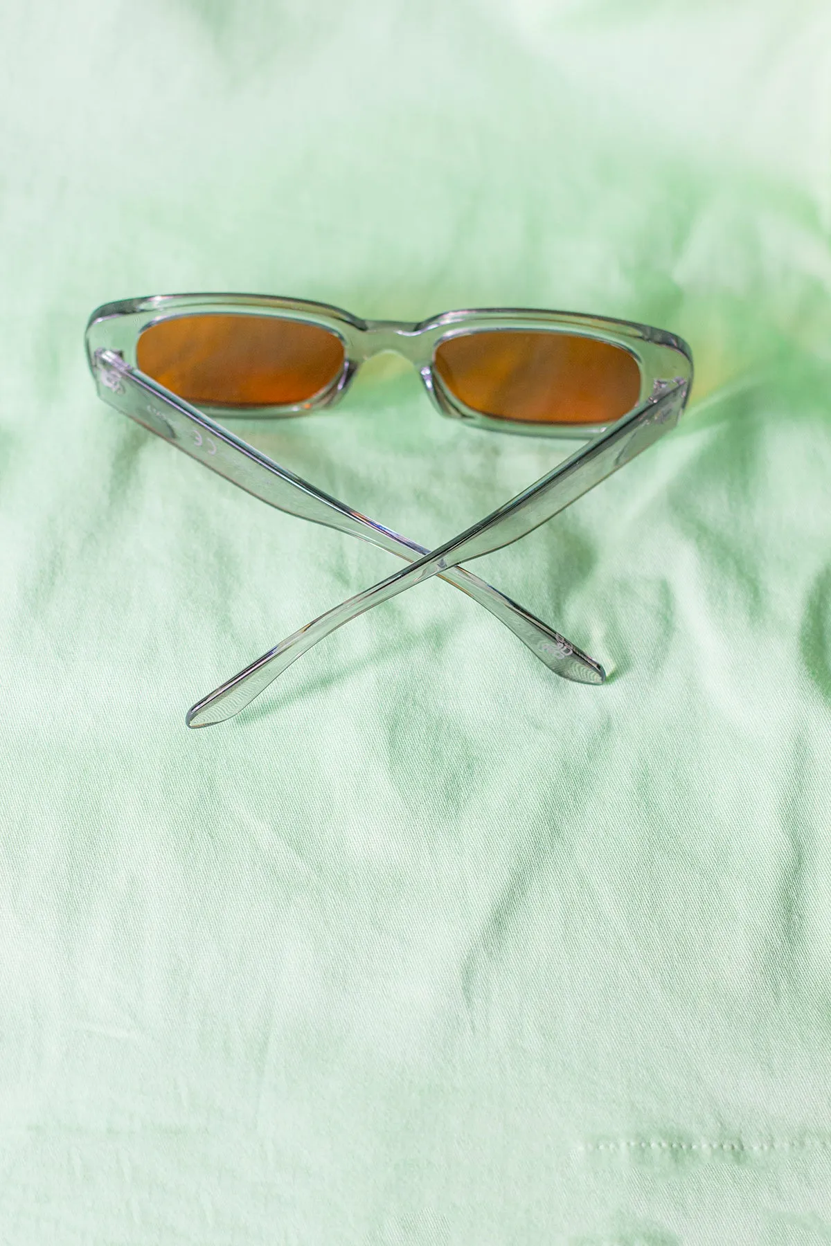 Rounded Rectangle 90s Look Sunglasses