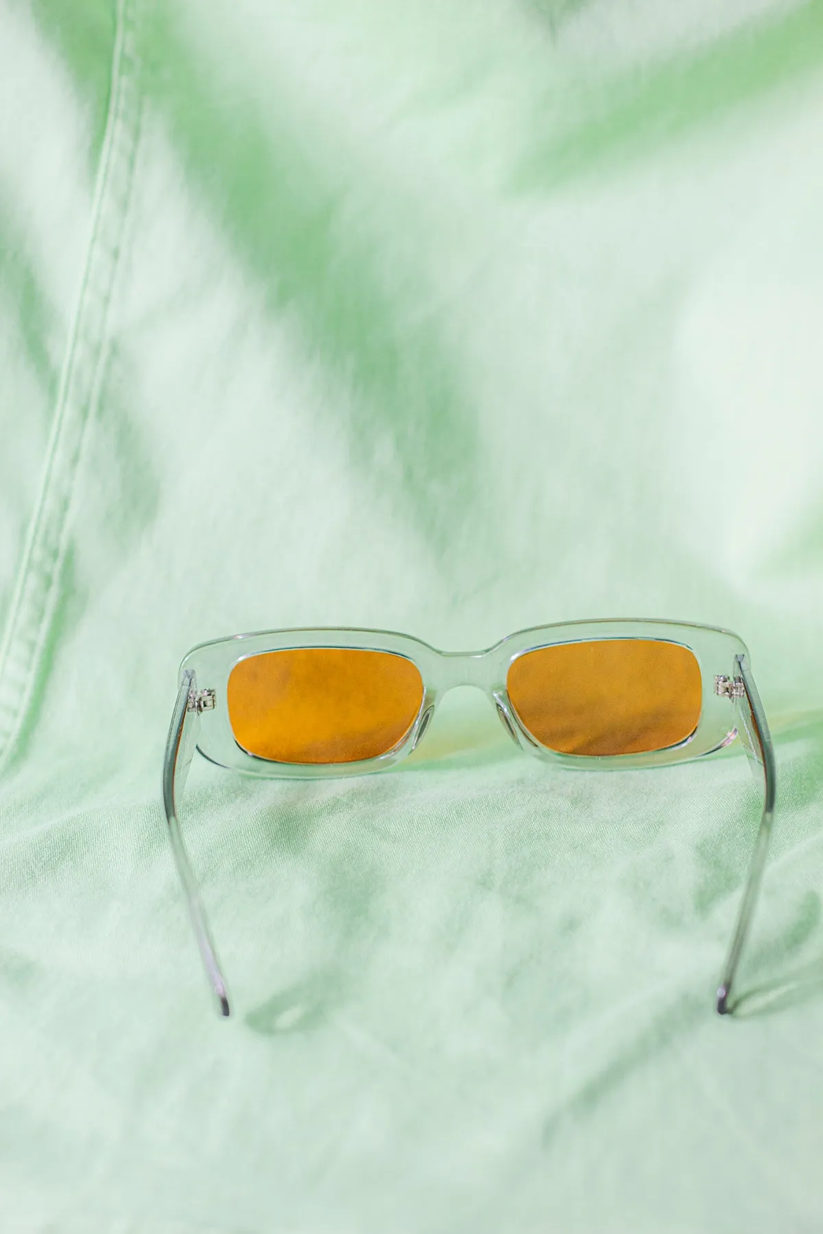 Rounded Rectangle 90s Look Sunglasses