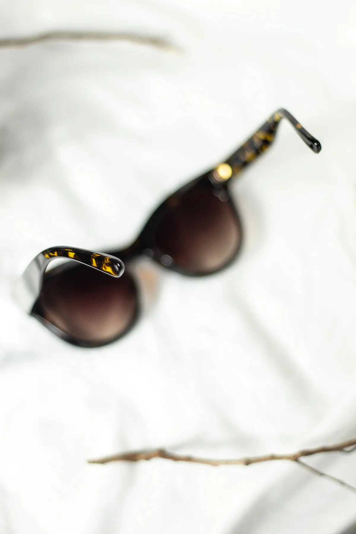 Rounded Top Cat Eye Dish Sunglasses