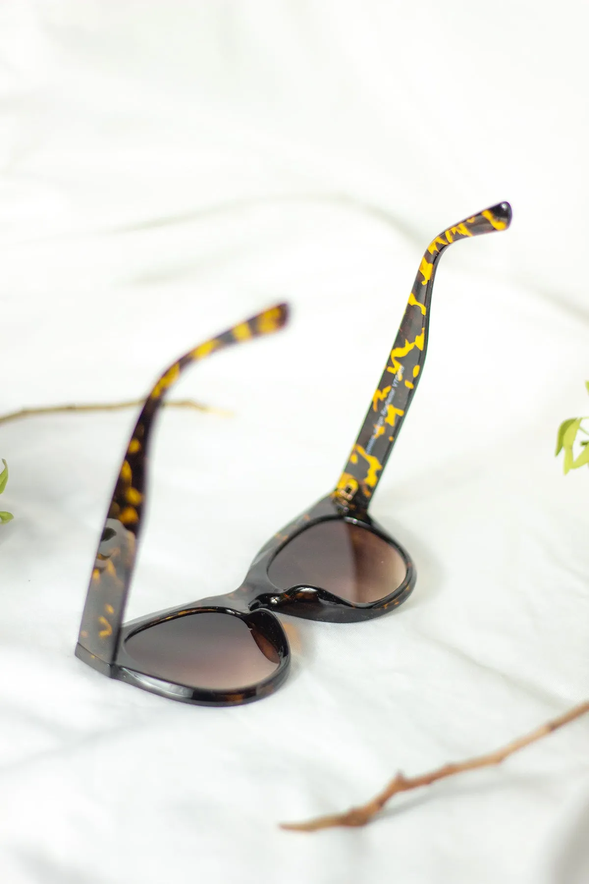 Rounded Top Cat Eye Dish Sunglasses