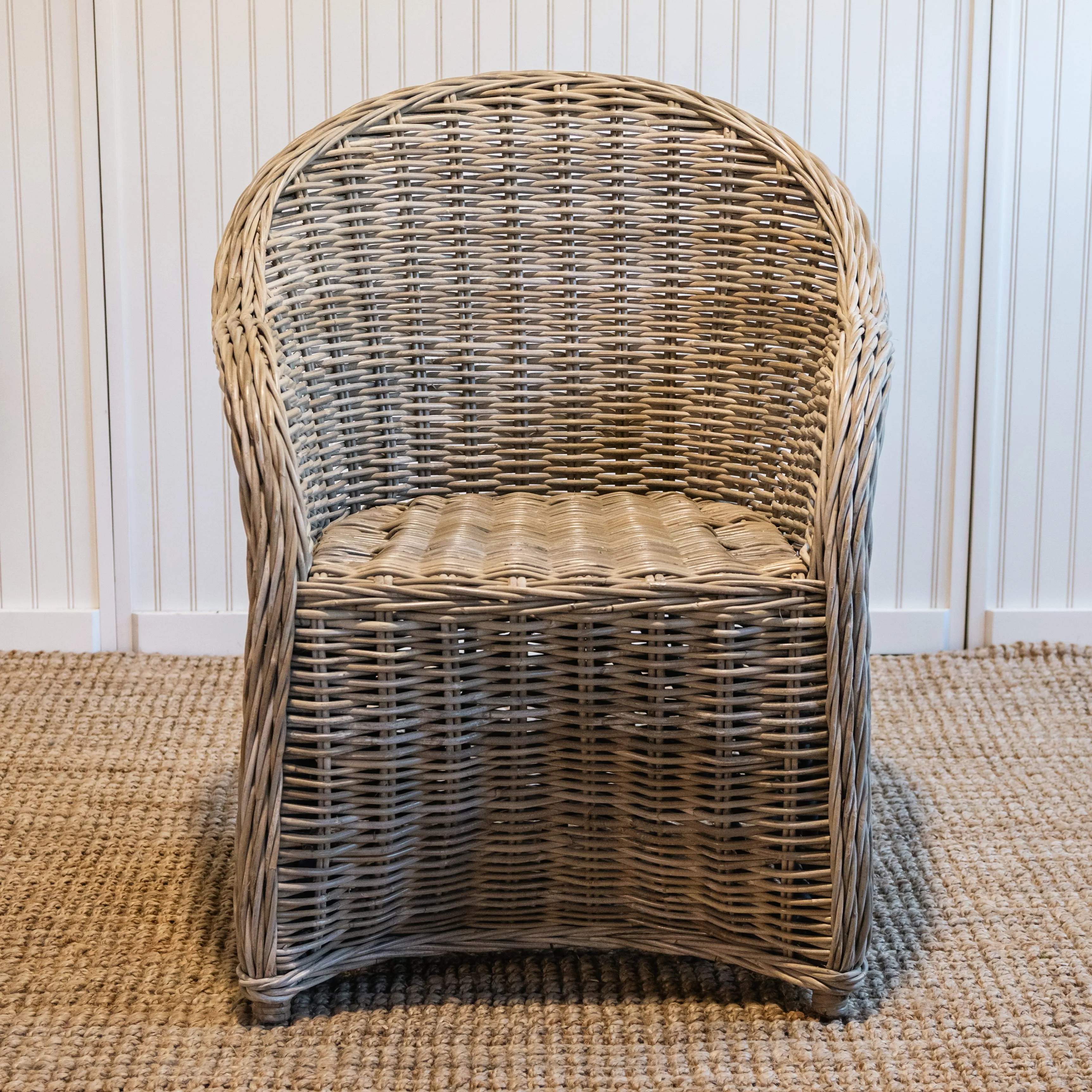 Rounded Wicker Arm Chair