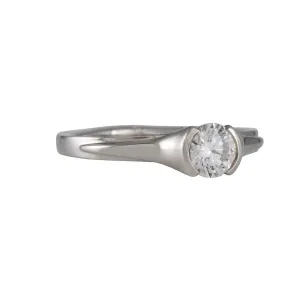 SHOLDT DESIGN - Organic Half Bezel Solitaire with Diamond