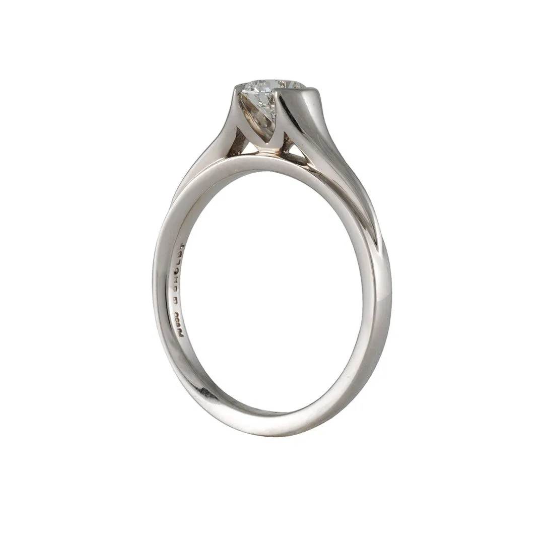 SHOLDT DESIGN - Organic Half Bezel Solitaire with Diamond