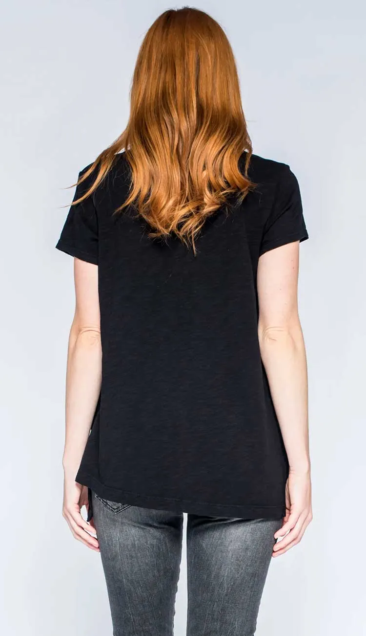 Shrunken Scoopy Neck Tee Double Slit Hem