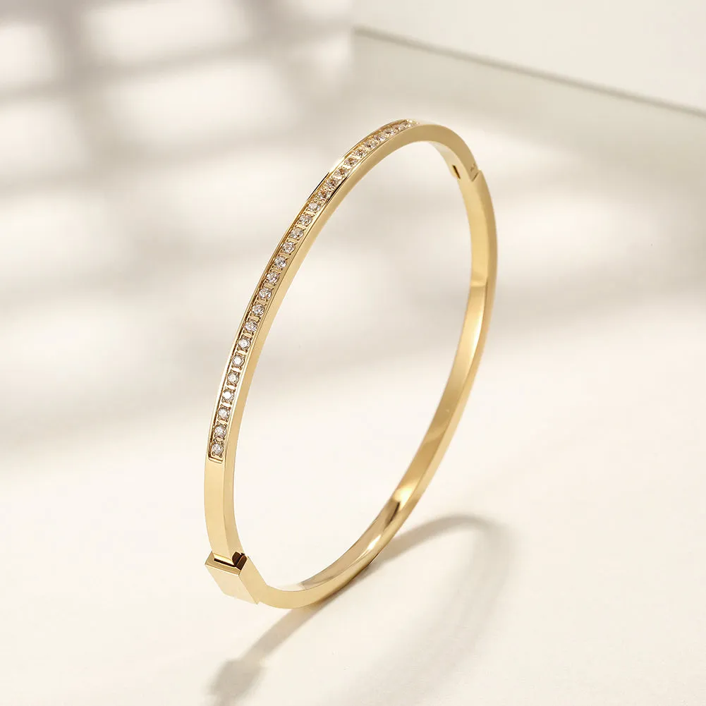 SKINNY STACKABLE BANGLE