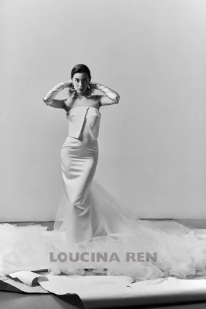 Sleek Strtapless Sheath Satin Wedding Dress with Detachable Tulle Train-LR_700002