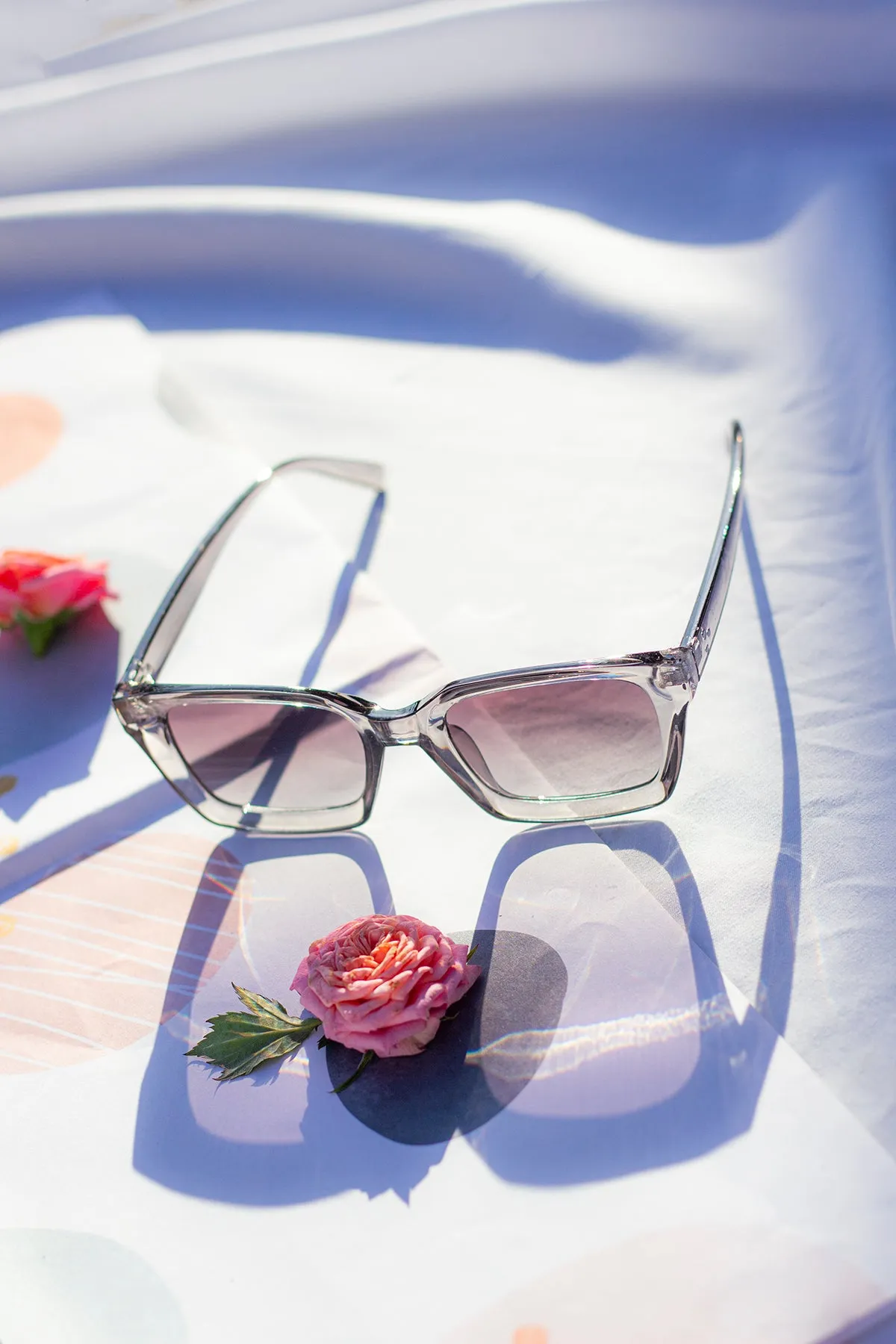 Small Bevelled Square Frame Sunglasses