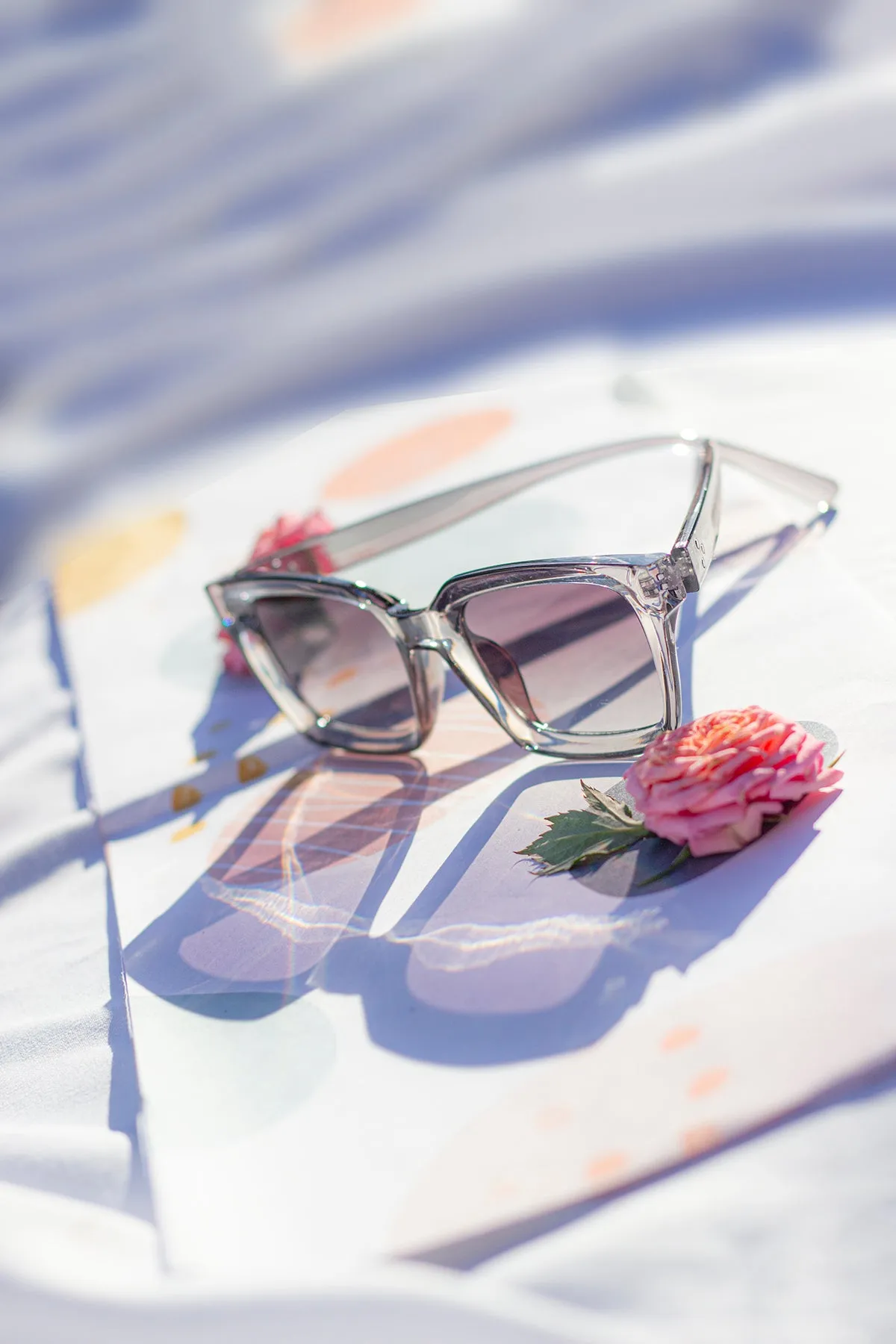 Small Bevelled Square Frame Sunglasses