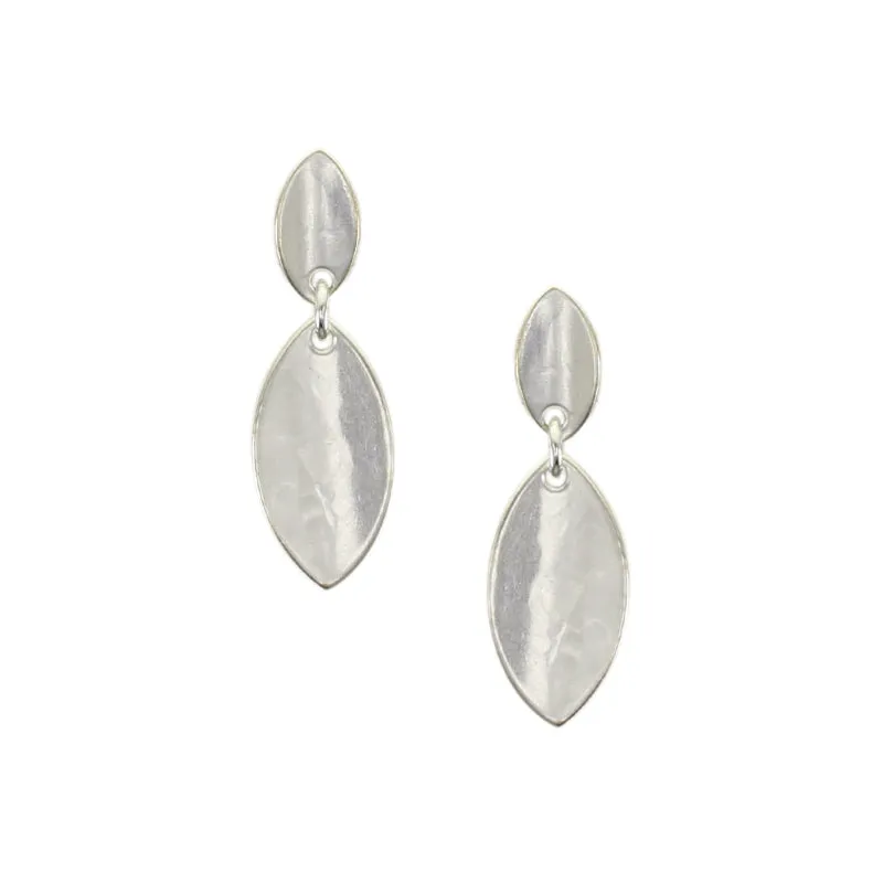 Small Linked Leaves Post Earrings
