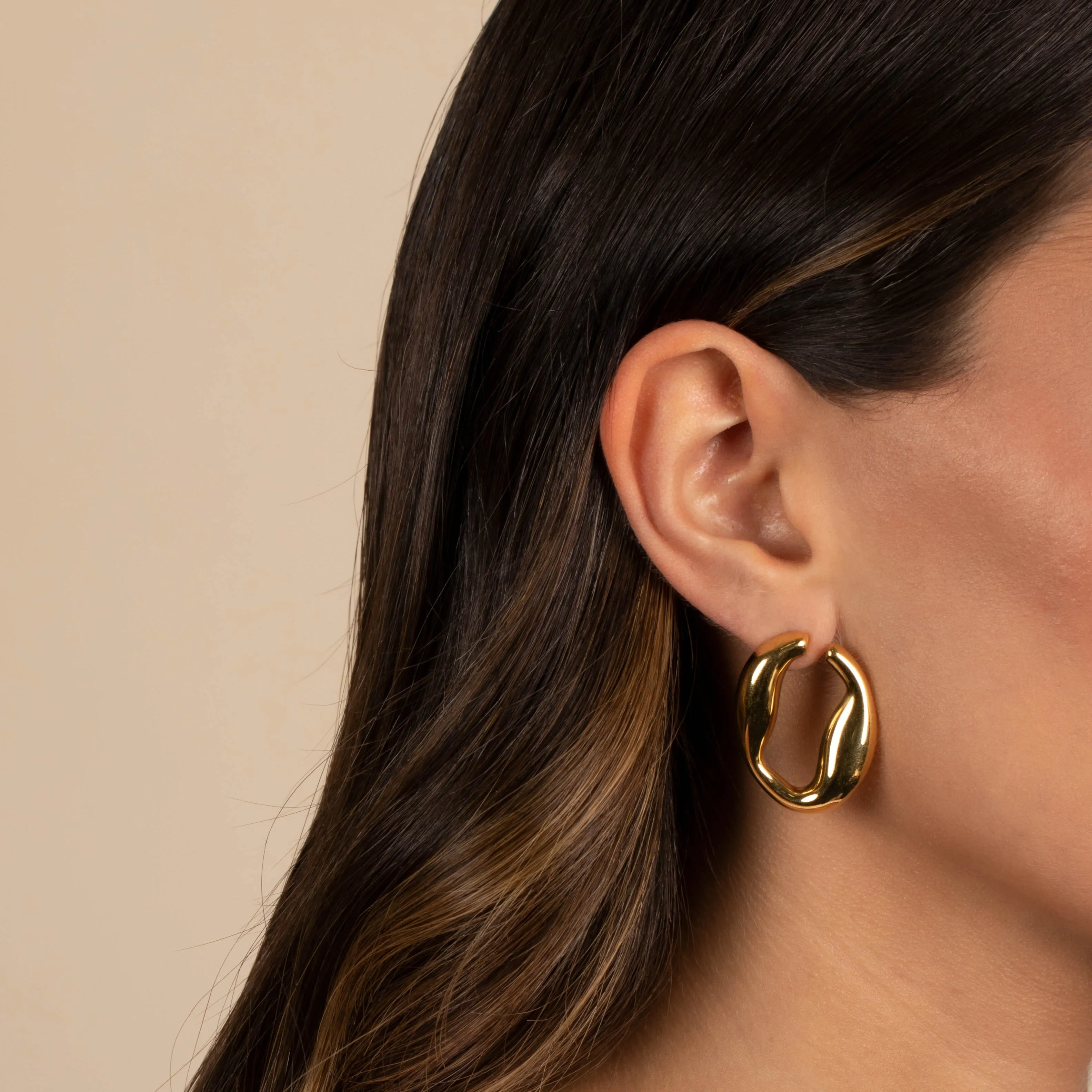 Solid Open Rounded Statement Earring