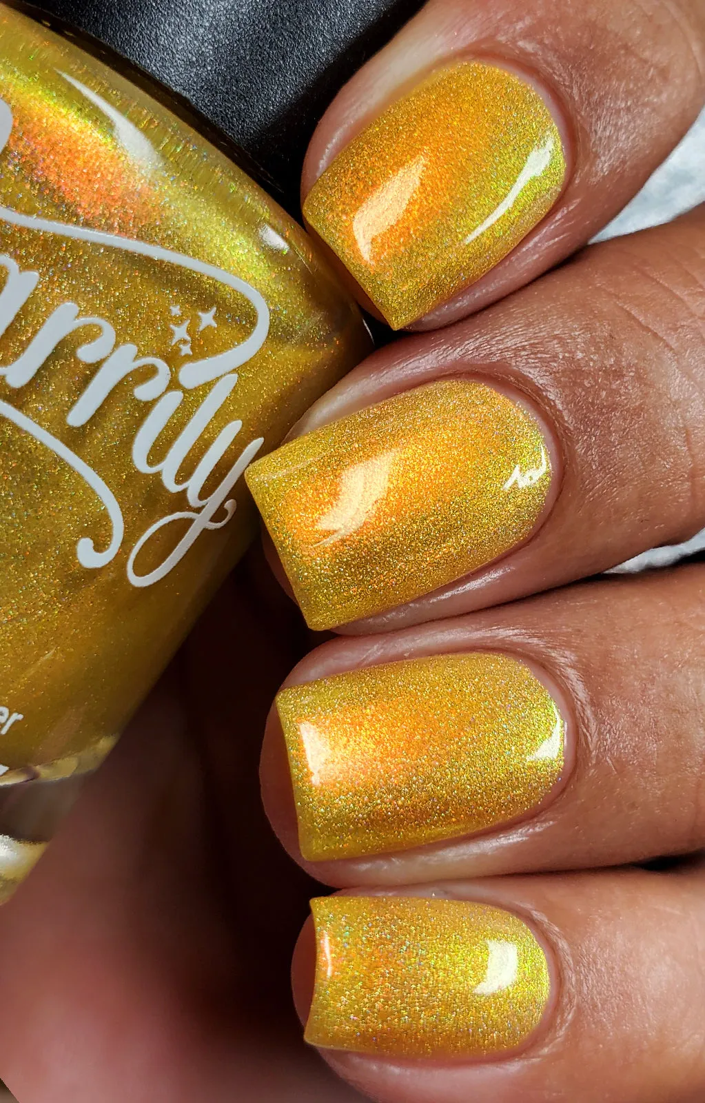 Starrily - Kelli Marissa - Luminous