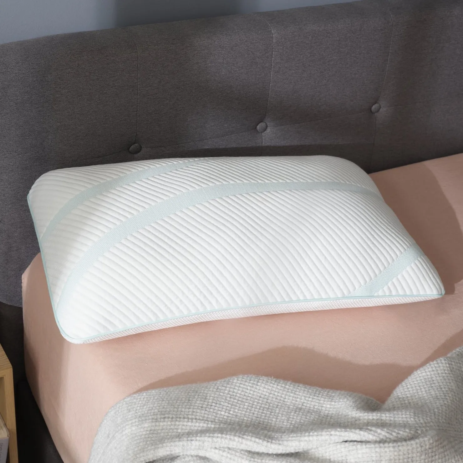 TEMPUR-Adapt ProLo   Cooling Pillow