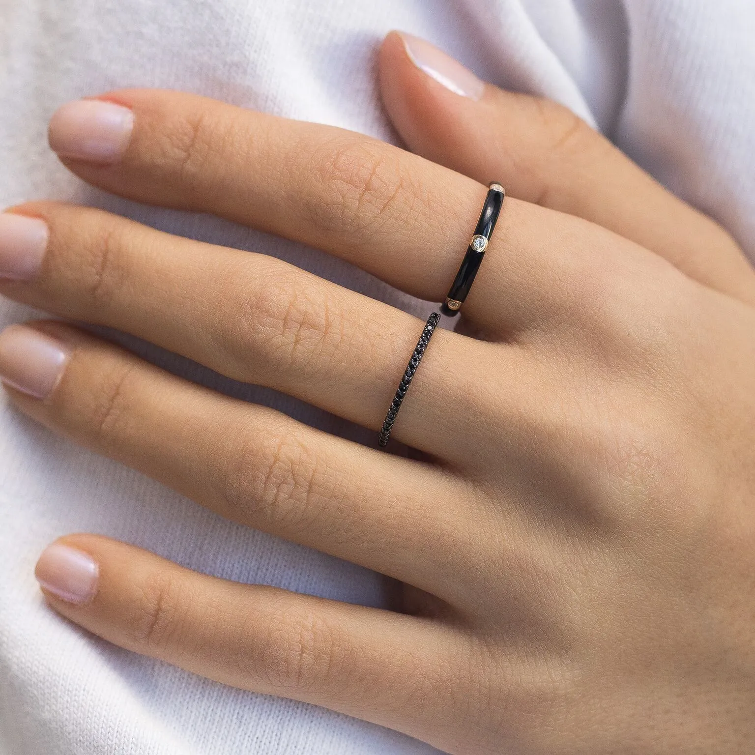 Thin Pavé Band