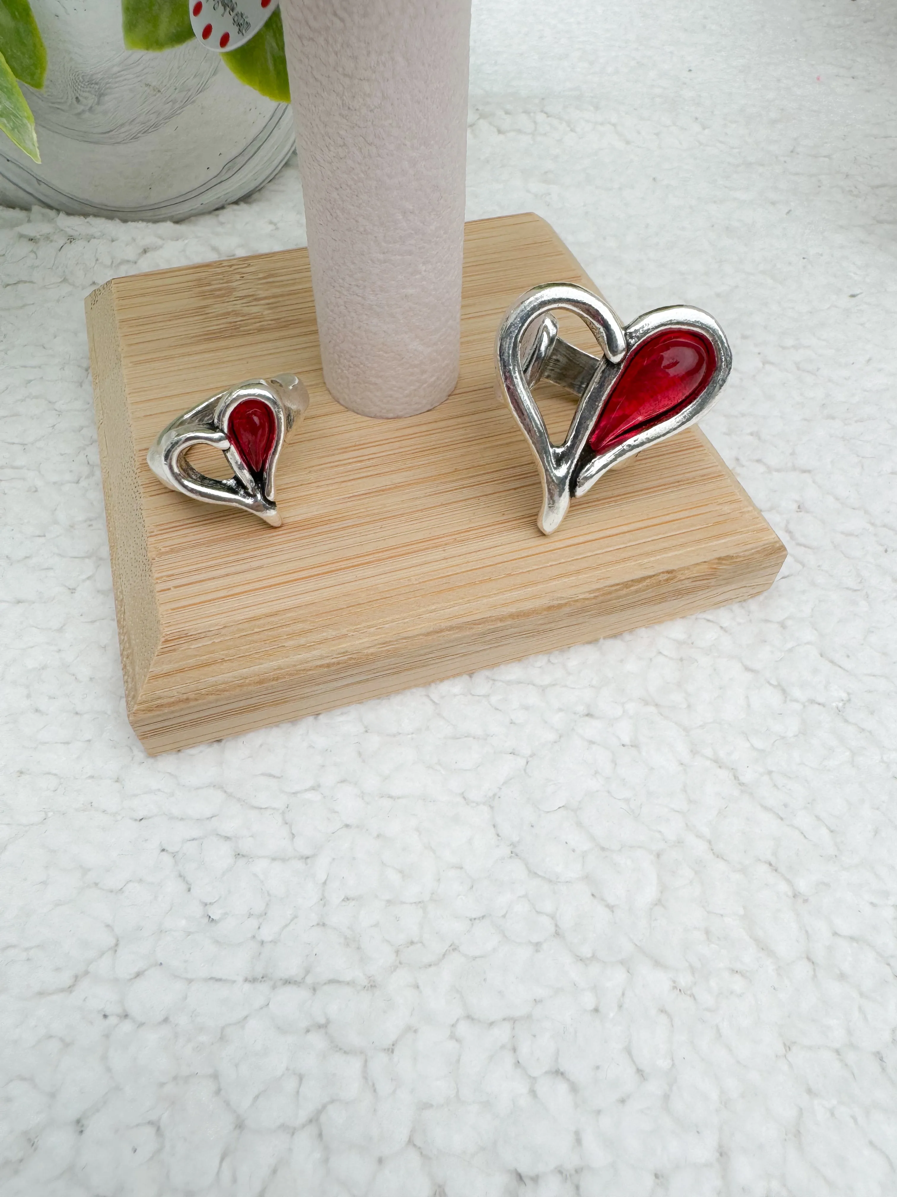 Tra-la-ra big heart ring.  Pasión Collection