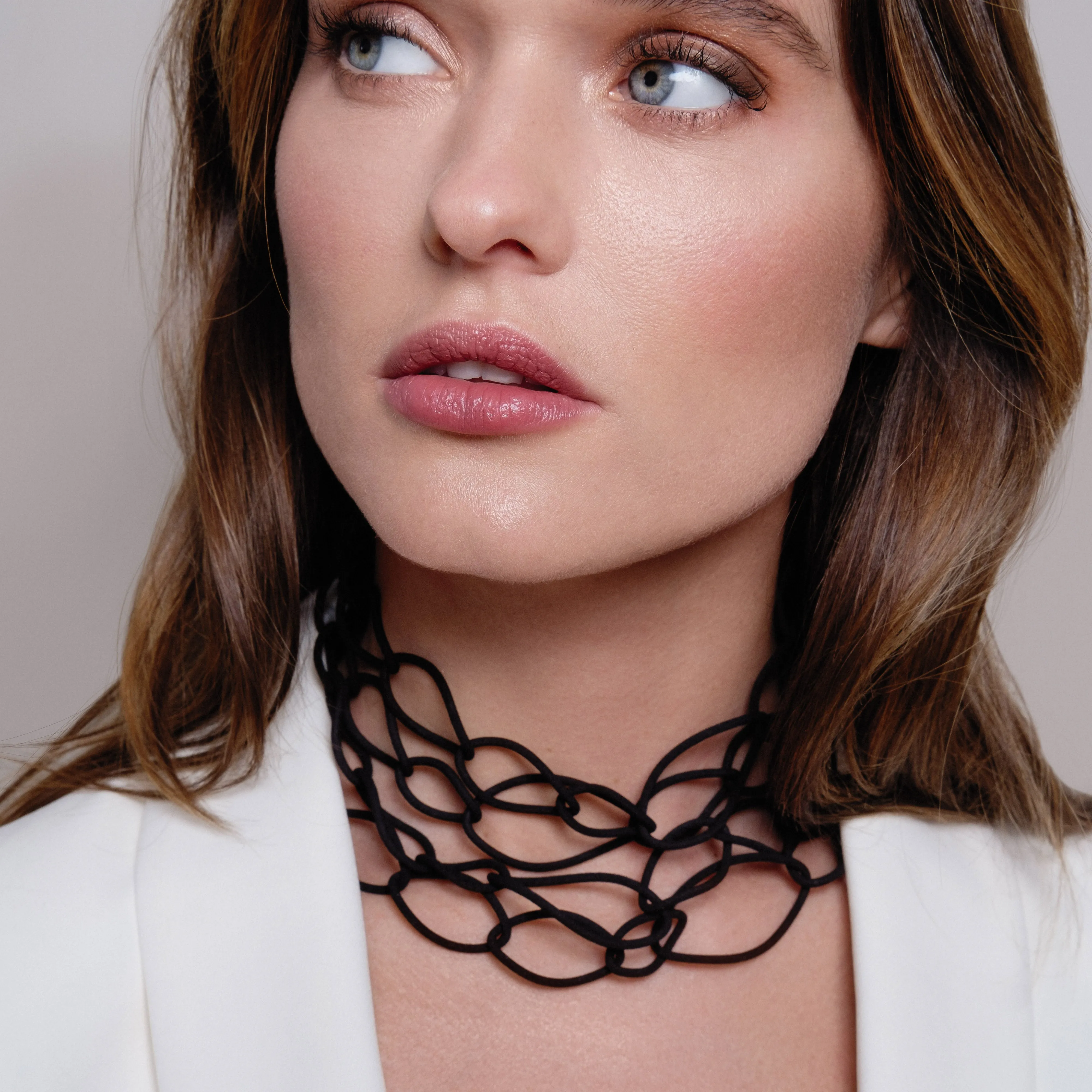 Twisted Oval Link Necklace