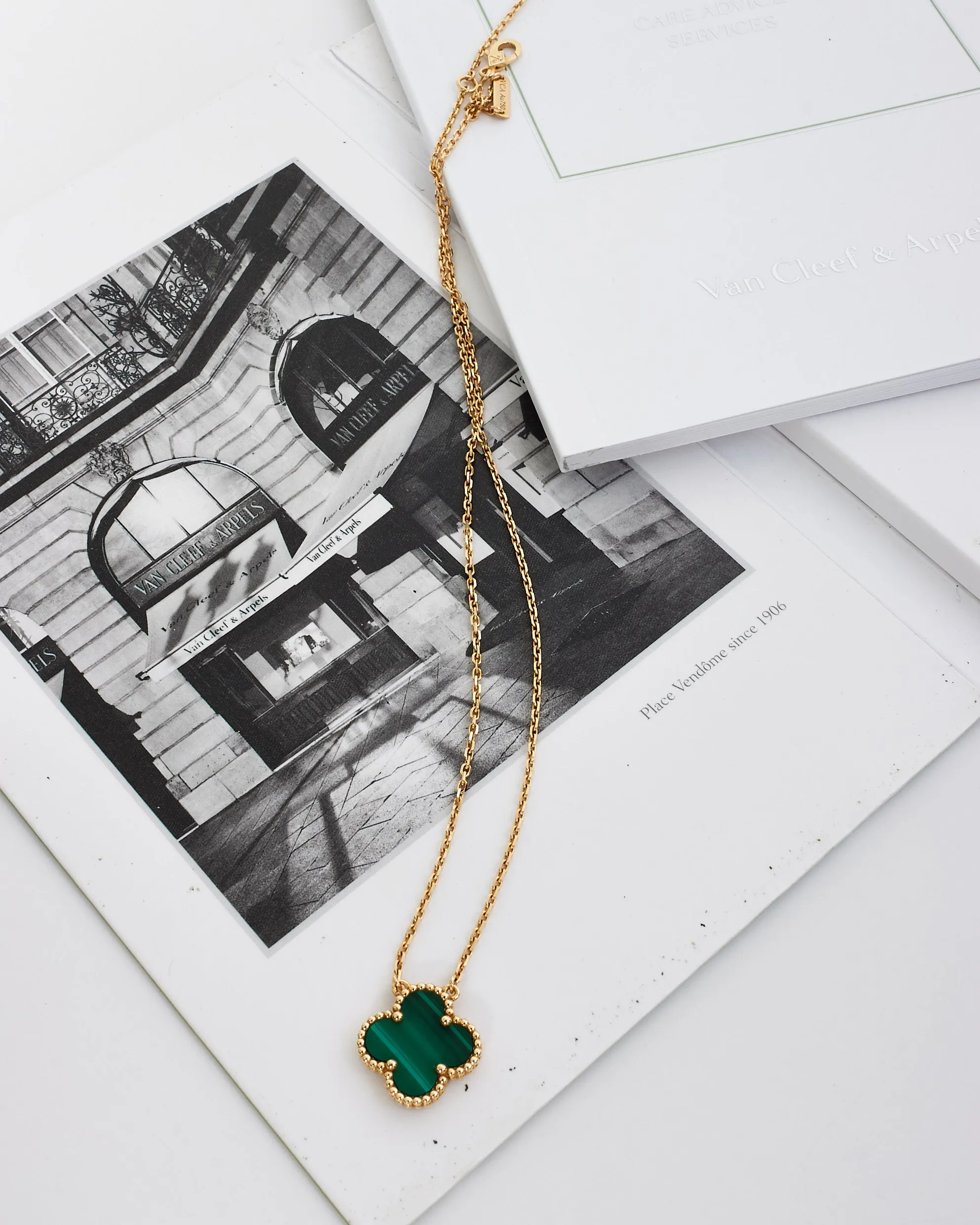 Van Cleef & Arpels 18k Gold Malachite Vintage Alhambra Necklace