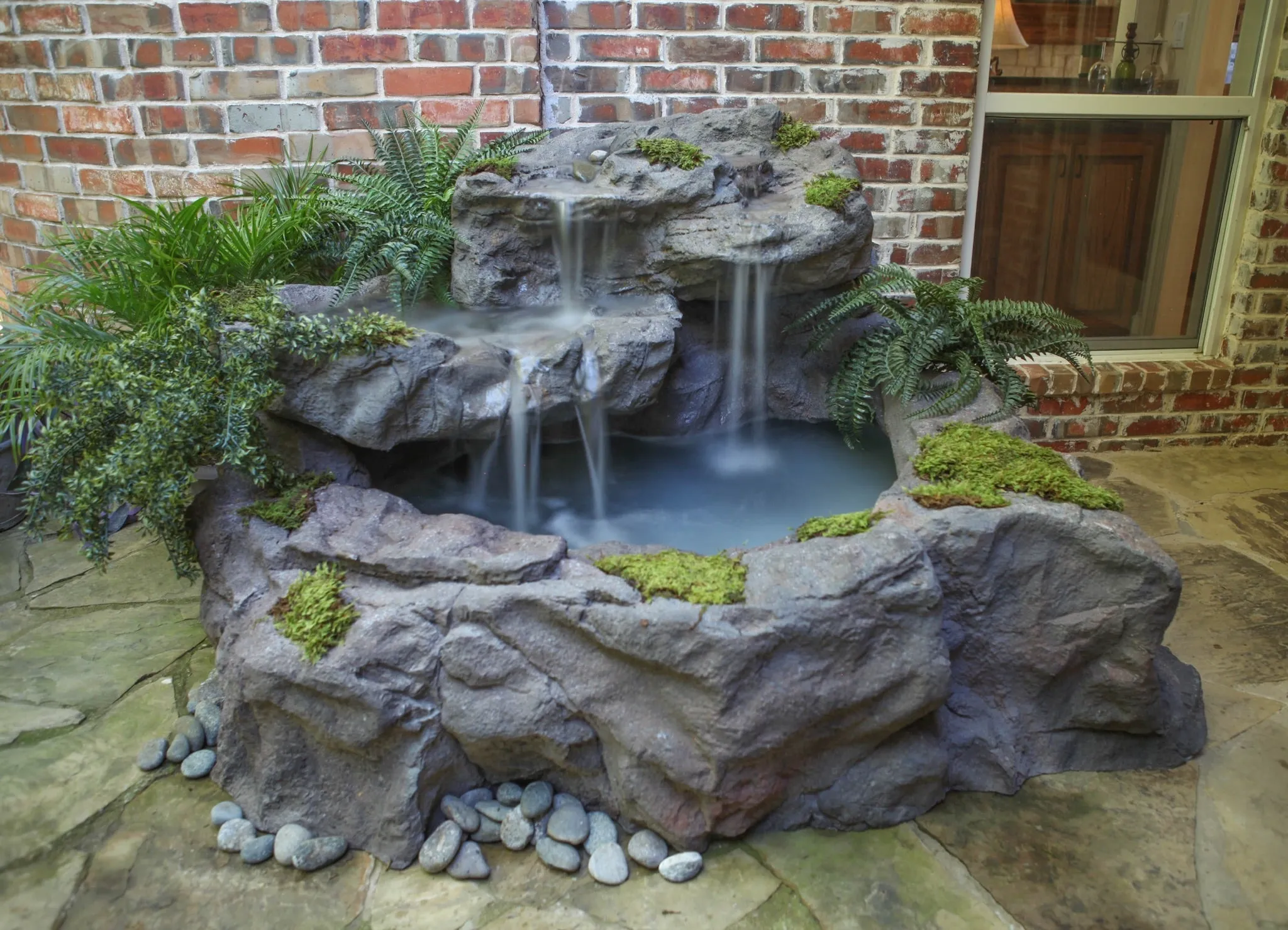 Whiskey Falls - Extra Large Patio Pond by Universal Rocks