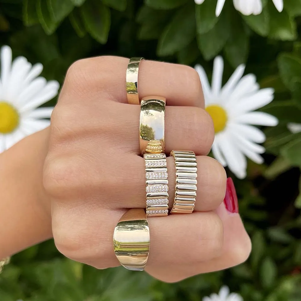 Wide Rounded Band 14K