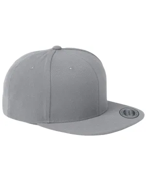 Yupoong 6-Panel Structured Flat Visor Cap | Silver