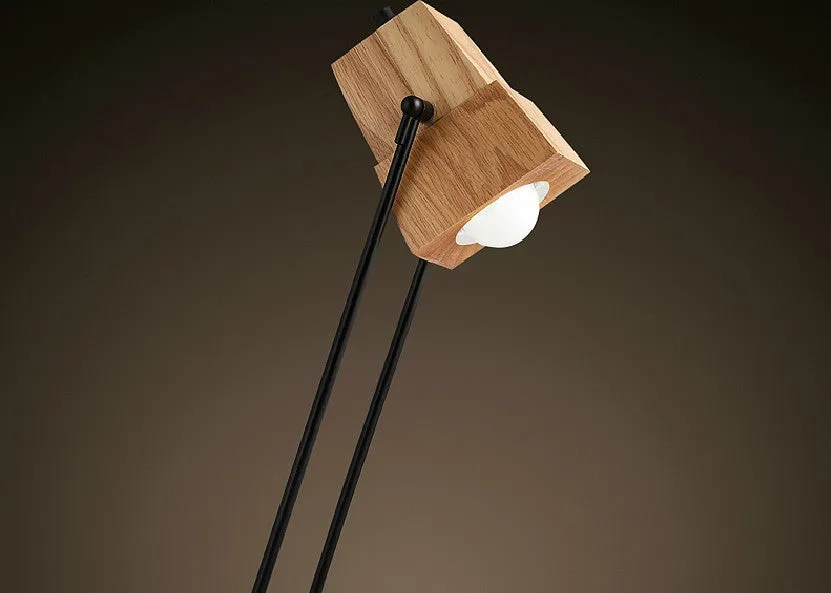 Zach Desk Lamp